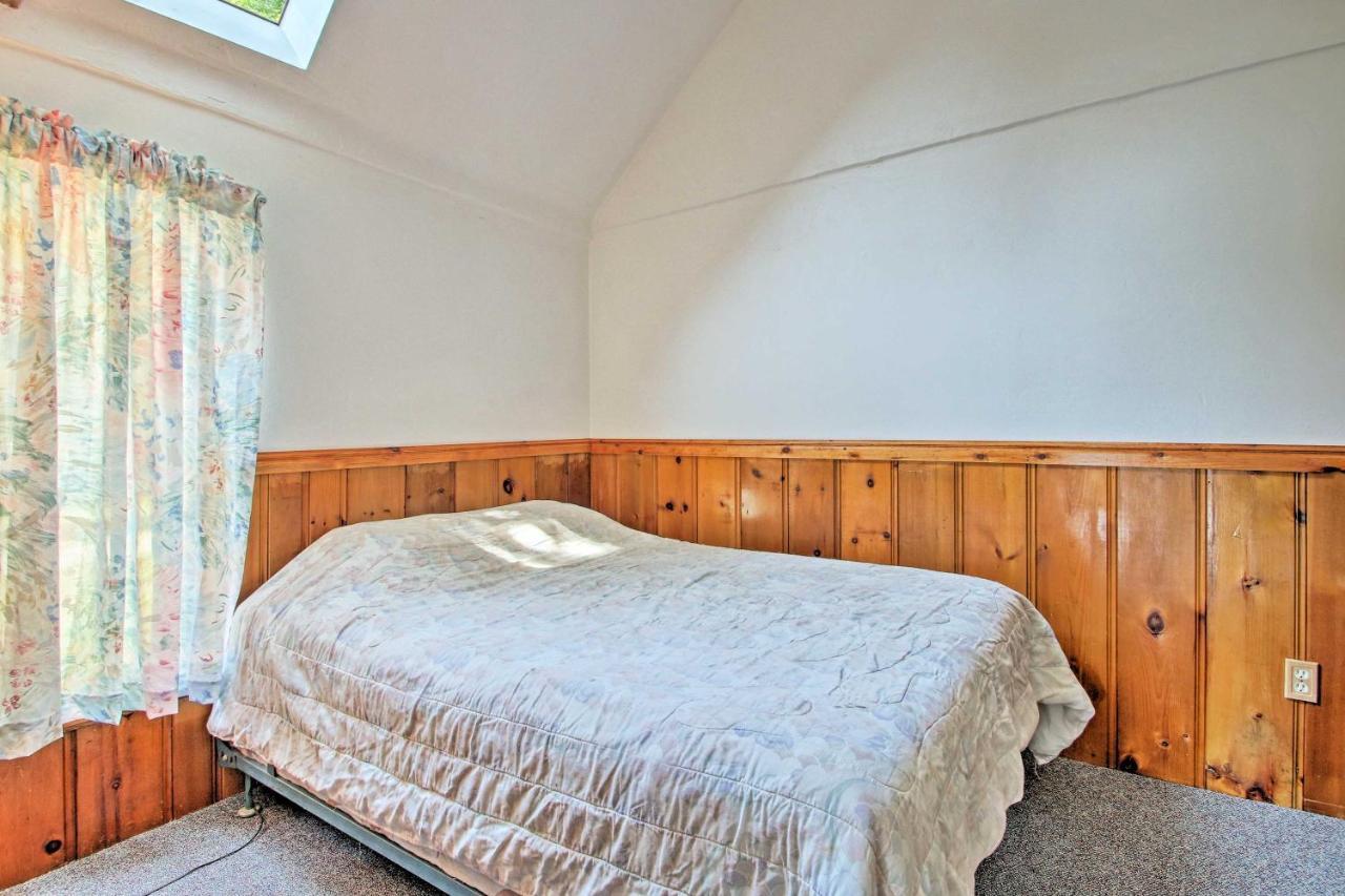 Lakefront Rumney Retreat With Shared Dock And Beach! Esterno foto